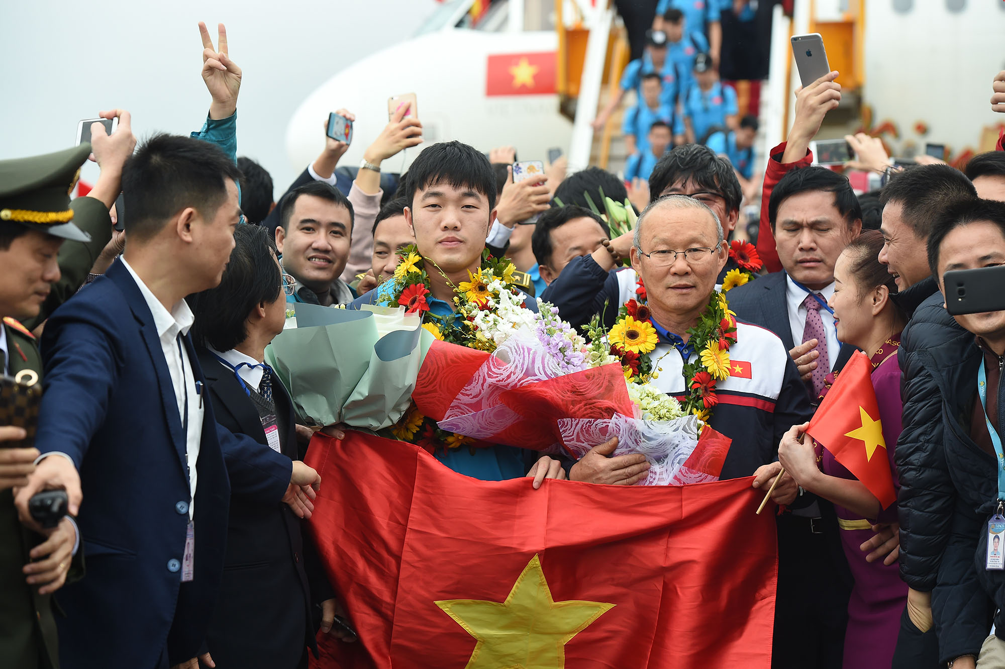 Đón các chàng trai U23 tại Sân bay Quốc tế Nội Bài